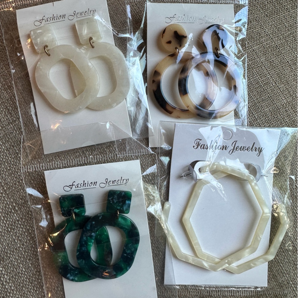 Acrylic Fashion Jewelry -  Cream, green and Brown Earrings Set